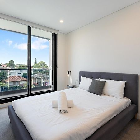 סידני Luxury 3 Bedroom Apartment In Ryde מראה חיצוני תמונה