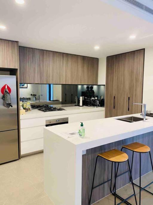 סידני Luxury 3 Bedroom Apartment In Ryde מראה חיצוני תמונה