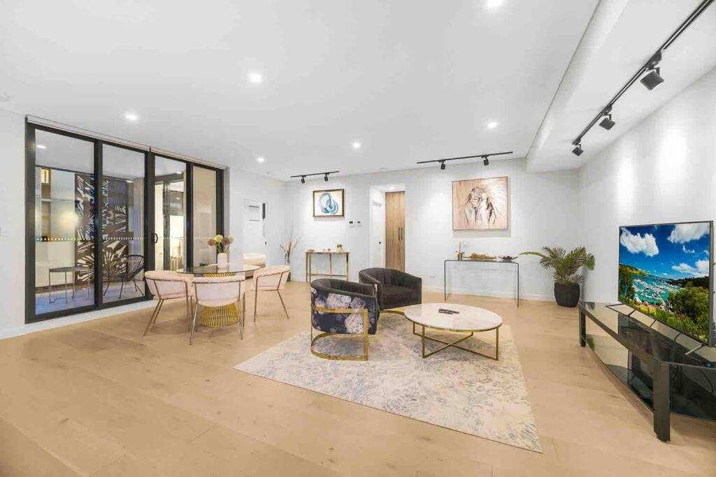 סידני Luxury 3 Bedroom Apartment In Ryde מראה חיצוני תמונה